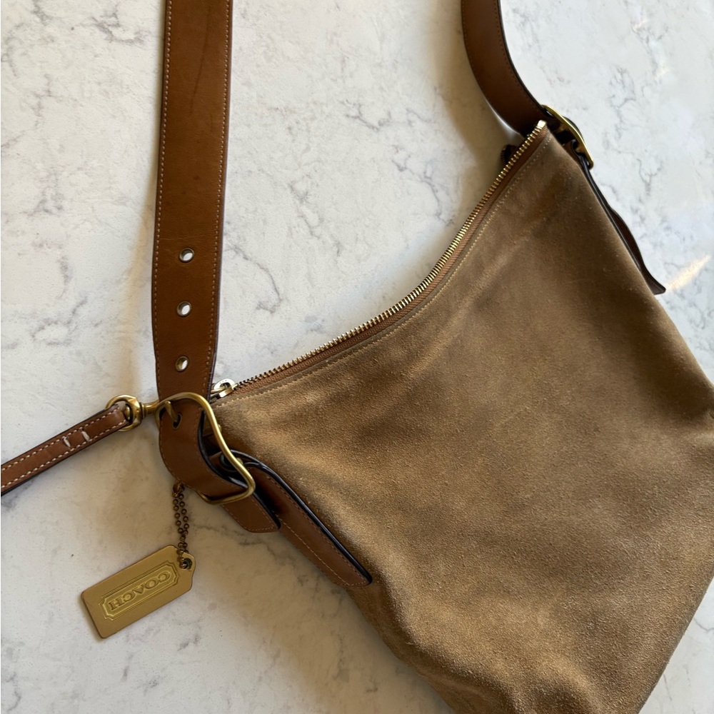 Vintage Coach Suede Shoulder Bag - Picture 6 of 11
